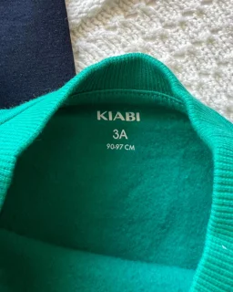 نمای داخل بلوز دخترانه تو پنبه ای سبز طرح قلب ریز kiabi