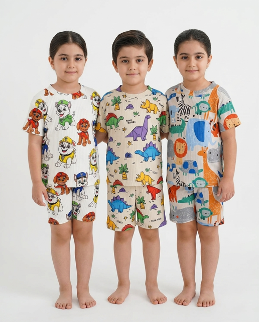 روی مانکن ست تیشرت شلوارک یونیسکس نخی KOALA | اسکایتاپ مرجع تخصصی خرید لباس بچگانه