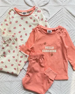 بلوز شلوار نخی صورتی/کرم طرح کفشدوزک lilly&dan
