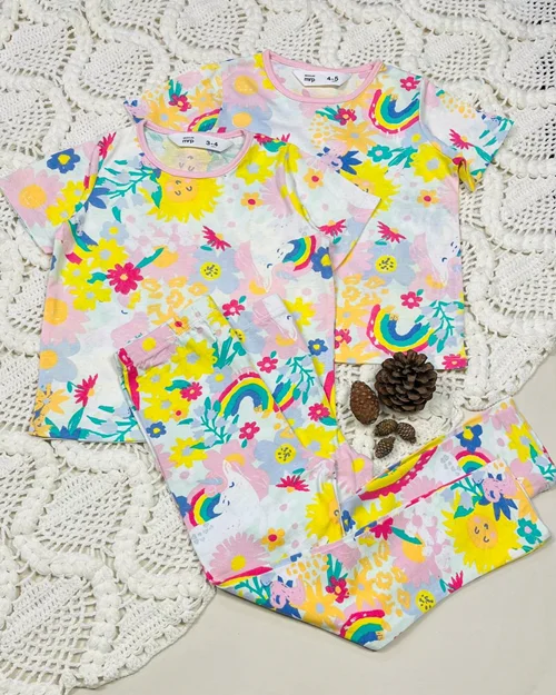 تیشرت و لگ نخی سفید طرح رنگین کمان یونیکورن mrp