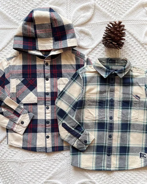 پیراهن کتان سبز/زرشکی یقه دار و کلاهدار  طرح چهارخونه okaidi